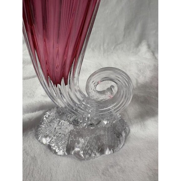 Vintage Handblown Cranberry Glass Cornucopia Vase with Ruffled Edge - Picture 6 of 10